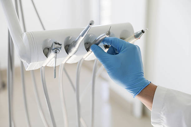 Professional Emergency Dentist technician working in Valley Center, KS